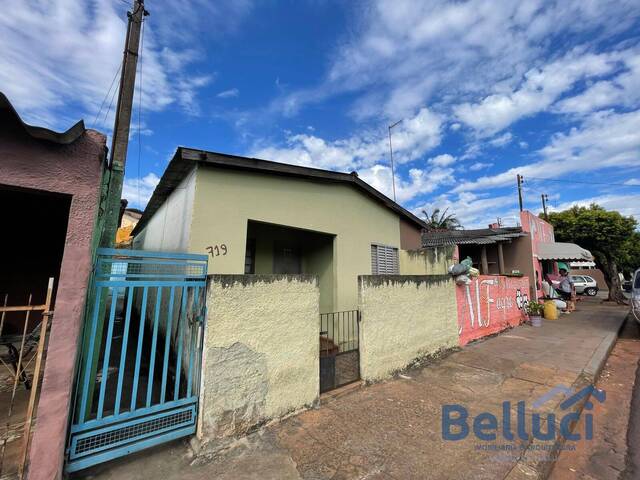 #982 - Casa para Venda em Piraju - SP