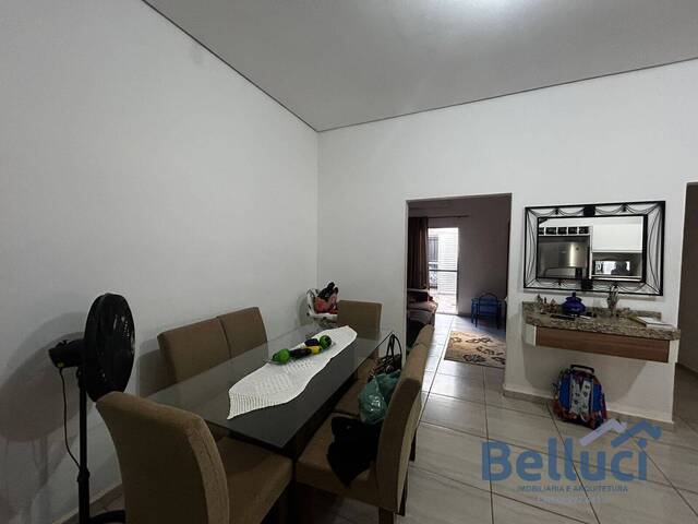 #1042 - Casa para Venda em Piraju - SP