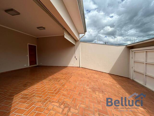 #1051 - Casa para Venda em Piraju - SP