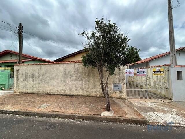 #1056 - Casa para Venda em Piraju - SP