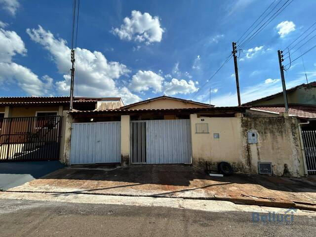 #1075 - Casa para Venda em Piraju - SP
