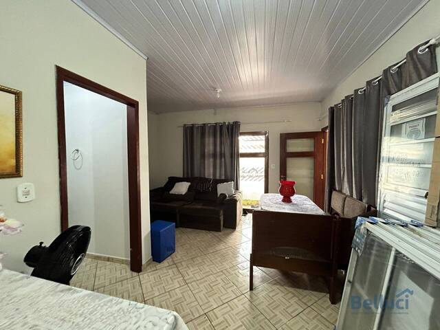 Casa para Venda em Sarutaiá - 5