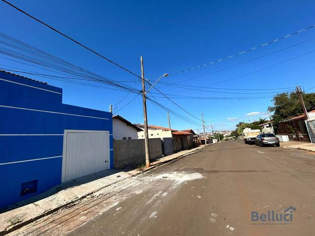 #1095 - Casa para Venda em Piraju - SP - 3