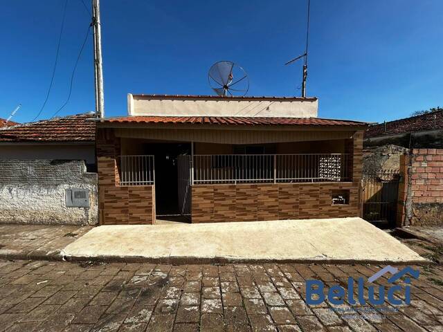 #1101 - Casa para Venda em Piraju - SP - 1