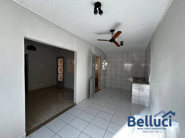 #1101 - Casa para Venda em Piraju - SP - 2