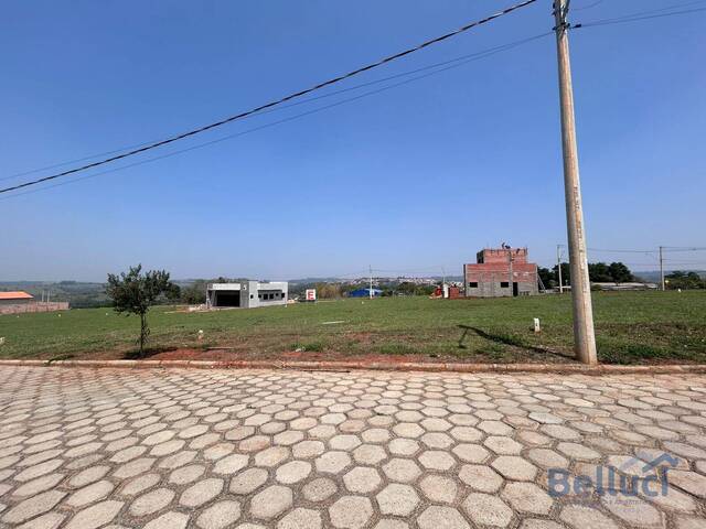 Casa para Venda em Piraju - 2