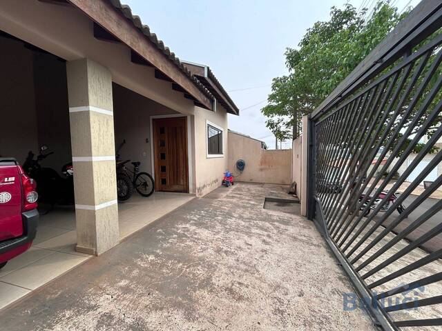 #1134 - Casa para Venda em Piraju - SP - 2