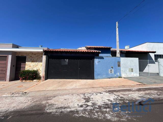 #1206 - Casa para Venda em Piraju - SP - 2
