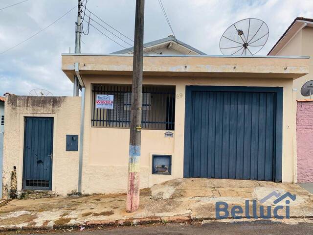 #1215 - Casa para Venda em Piraju - SP - 2