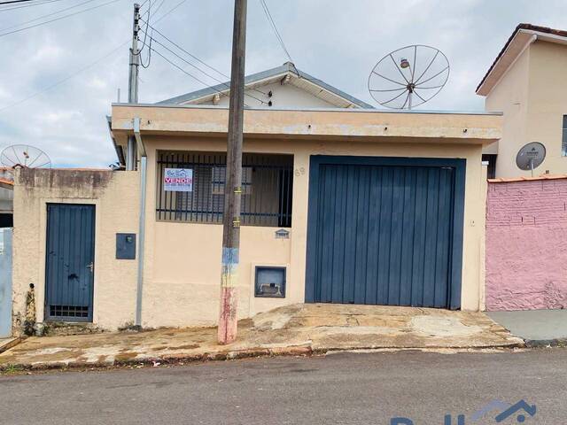 #1215 - Casa para Venda em Piraju - SP - 1