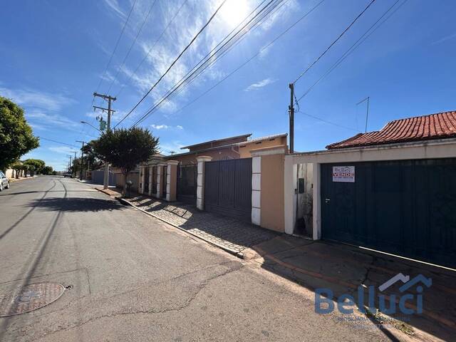 #1218 - Casa para Venda em Piraju - SP - 3