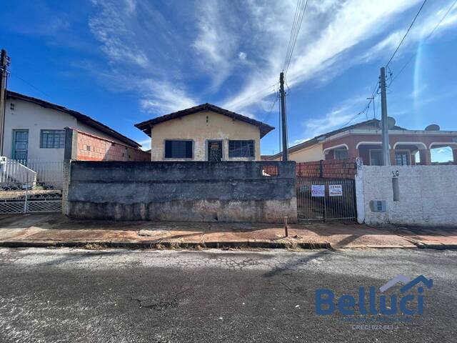 #1257 - Casa para Venda em Piraju - SP