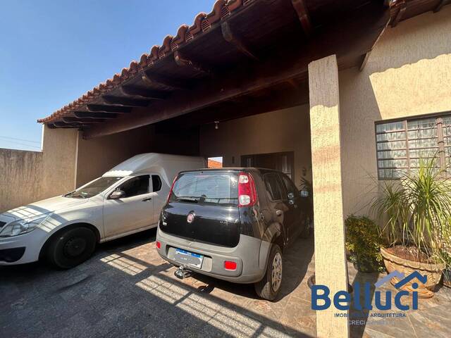 #1315 - Casa para Venda em Piraju - SP - 2