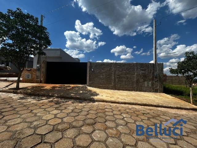 #1373 - Casa para Venda em Piraju - SP - 2