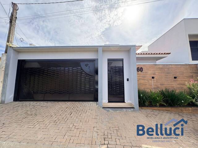 #1465 - Casa para Venda em Piraju - SP - 1