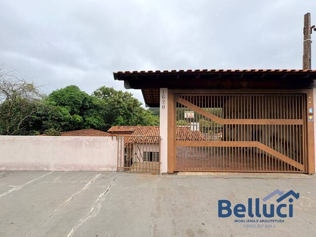 #1469 - Casa para Venda em Piraju - SP - 2
