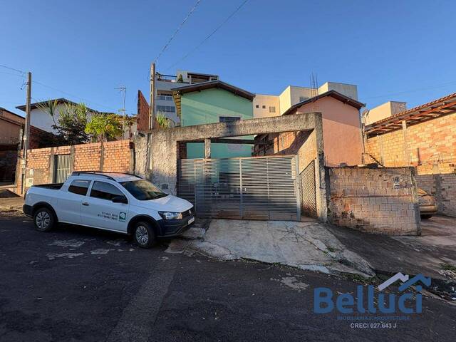 Casa para Venda em Piraju - 2