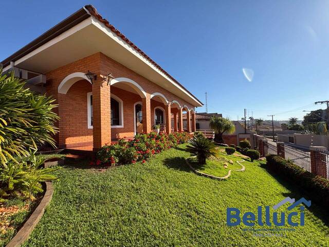 #1516 - Casa para Venda em Piraju - SP