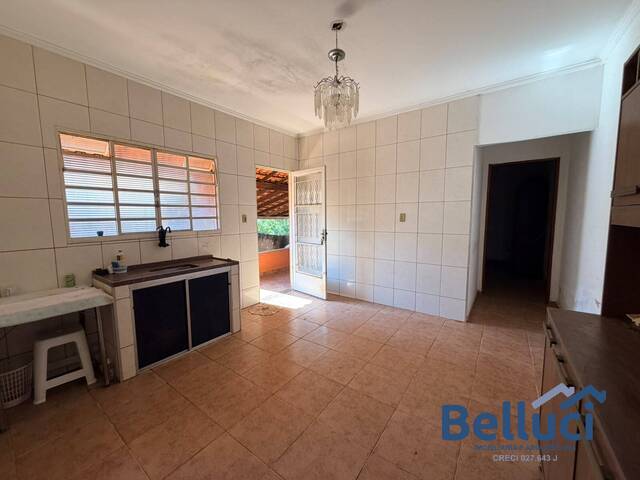 #1526 - Casa para Venda em Piraju - SP - 3