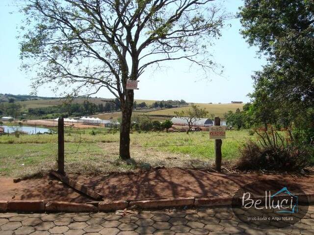 Terreno para Venda em Sarutaiá - 2